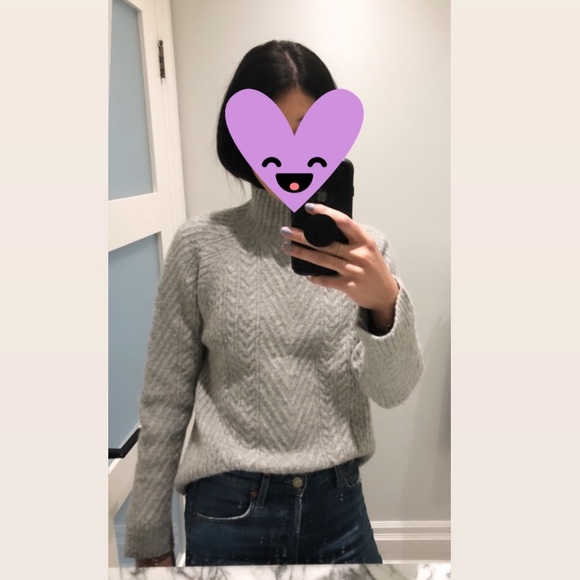 CLUB MONACO Grey cable knit sweater - Picture 7 of 8